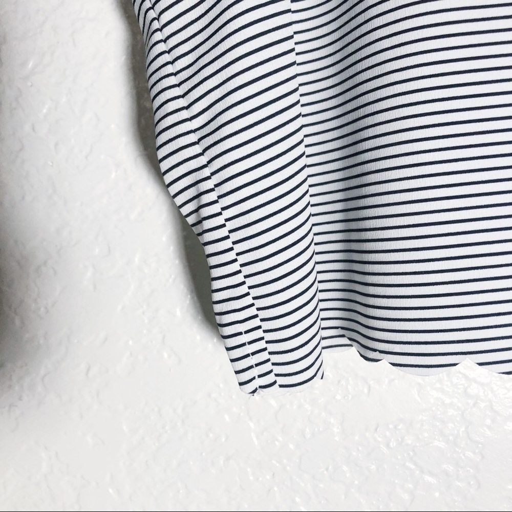 Striped Scalloped Top - Picture 2 of 3